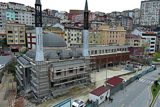 AYAZMA CAMİİ VE KÜLLİYESİ’NDE ÇALIŞMALAR TÜM HIZIYLA SÜRÜYOR